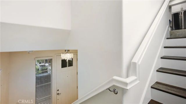 713 S Azusa Avenue A, Azusa, CA 91702