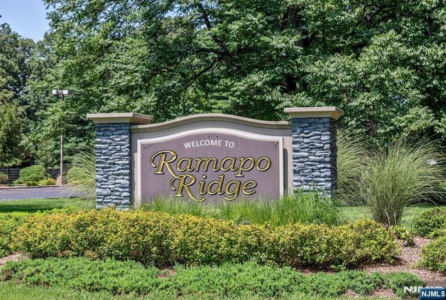 14 Parsons Court, Mahwah, NJ 07430