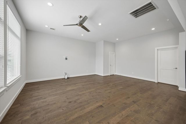 2310 Langston Street, Houston, TX 77007