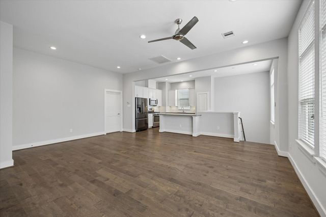 2310 Langston Street, Houston, TX 77007