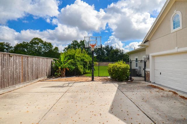 2603 Braer Ridge Drive, Katy, TX 77494