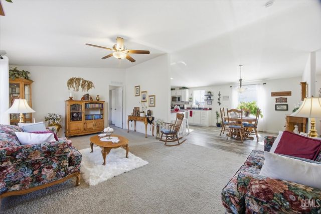 155 Sycamore Drive, Wofford Heights, CA 93285