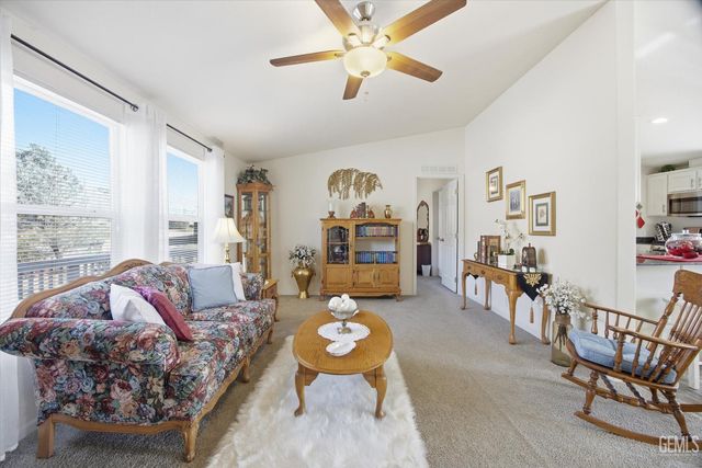 155 Sycamore Drive, Wofford Heights, CA 93285