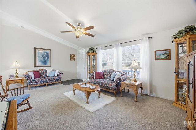 155 Sycamore Drive, Wofford Heights, CA 93285