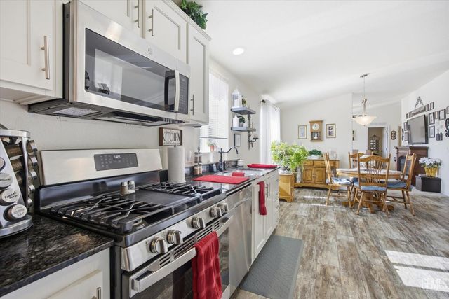 155 Sycamore Drive, Wofford Heights, CA 93285