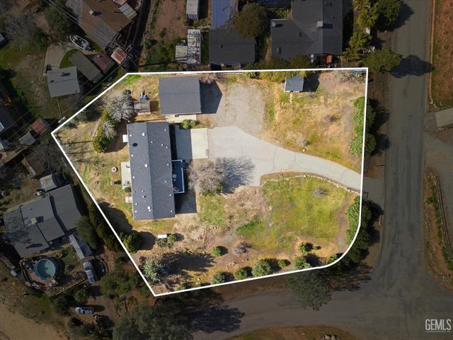 155 Sycamore Drive, Wofford Heights, CA 93285