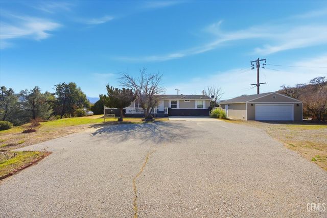 155 Sycamore Drive, Wofford Heights, CA 93285