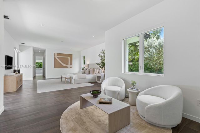9025 SW 114th Street, Miami, FL 33176
