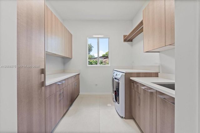 9025 SW 114th Street, Miami, FL 33176