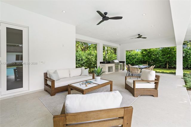 9025 SW 114th Street, Miami, FL 33176