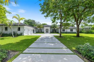 9025 SW 114th Street, Miami, FL 33176