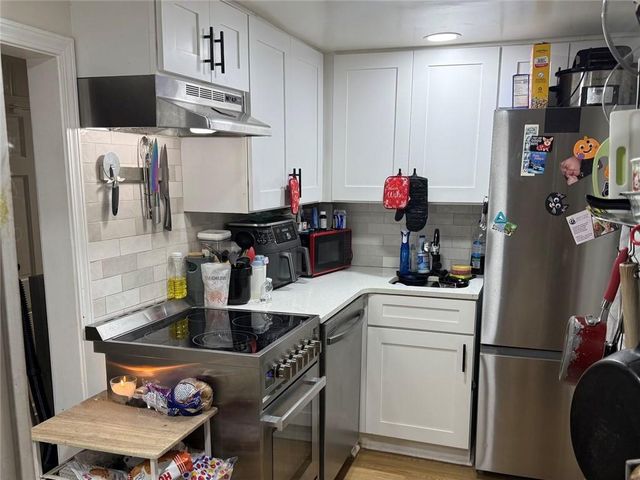 1352 N Hicks NW Circle, Conyers, GA 30012