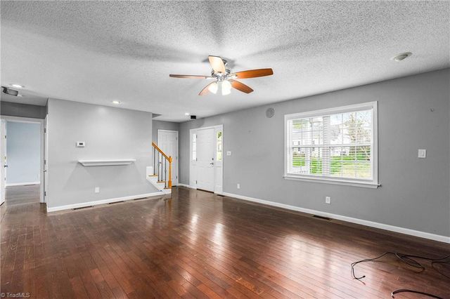 4542 Bottoms Rock Lane, Pfafftown, NC 27040