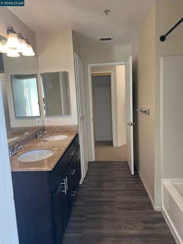 25938 25938 Kay Ave 322, Hayward, CA 94545