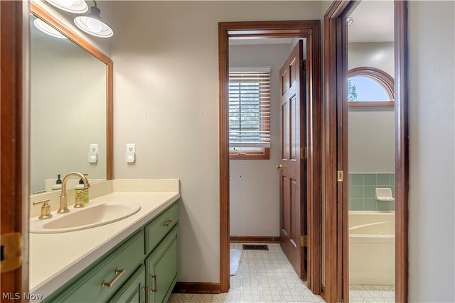 6974 Militia Hill Street NW, Canton, OH 44718