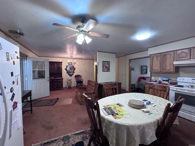 1377 W Court Street, Piggott, AR 72454