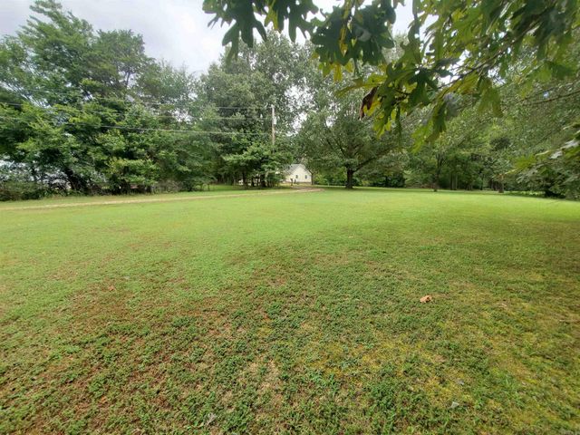 1377 W Court Street, Piggott, AR 72454