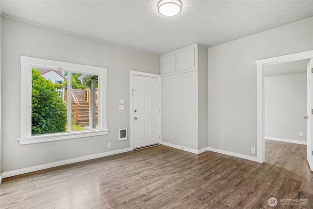 3319 E Grandview Avenue, Tacoma, WA 98404