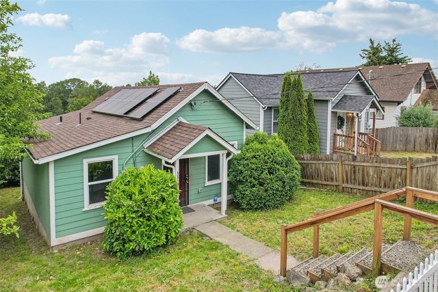 3319 E Grandview Avenue, Tacoma, WA 98404