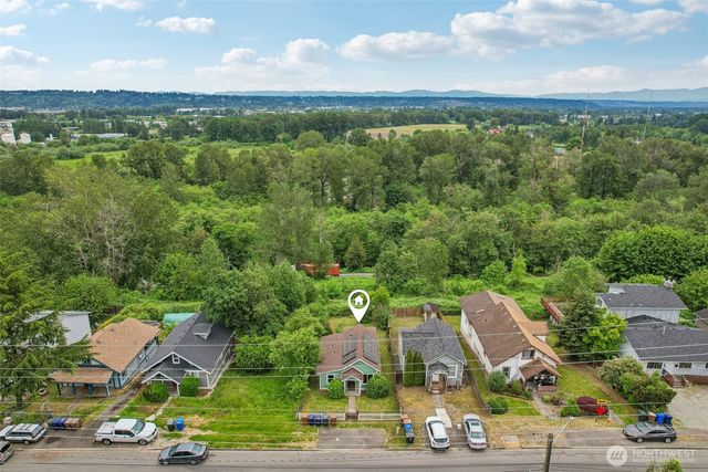 3319 E Grandview Avenue, Tacoma, WA 98404