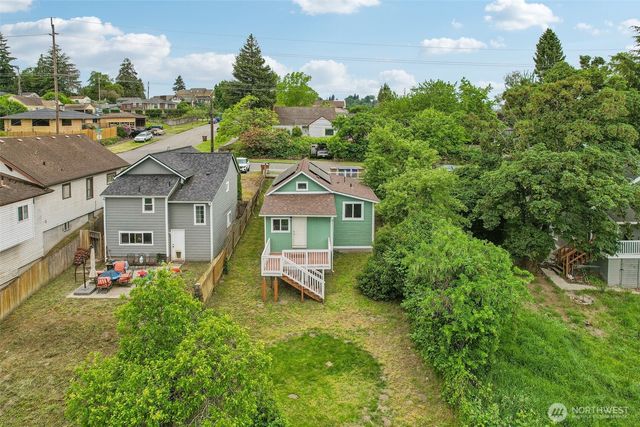 3319 E Grandview Avenue, Tacoma, WA 98404