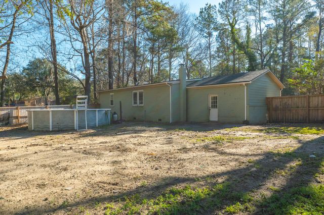 1260 Ridge Road, Ridgeville, SC 29472