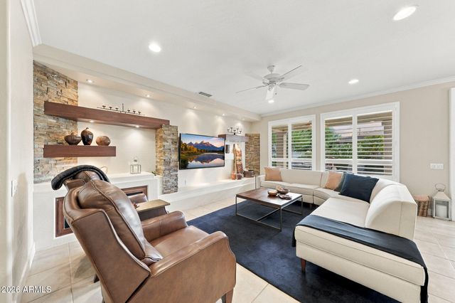 20140 N GOLDEN BARREL Drive, Surprise, AZ 85374