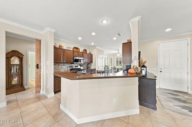 20140 N GOLDEN BARREL Drive, Surprise, AZ 85374