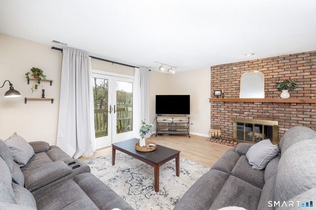 204 Summer Hill Drive 204, South Windsor, CT 06074