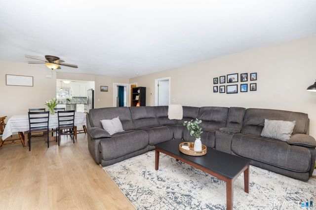 204 Summer Hill Drive 204, South Windsor, CT 06074