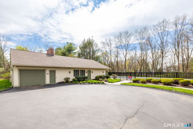 204 Summer Hill Drive 204, South Windsor, CT 06074