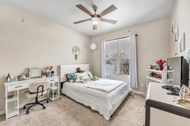 541 PEBBLESTONE CIRCLE, Hobart, WI 54155