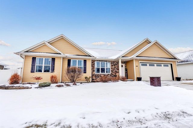 541 PEBBLESTONE CIRCLE, Hobart, WI 54155