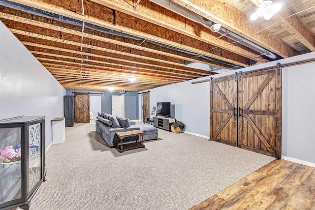 541 PEBBLESTONE CIRCLE, Hobart, WI 54155