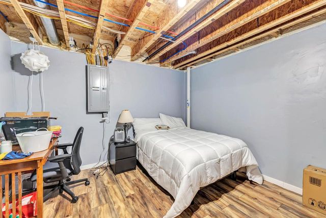 541 PEBBLESTONE CIRCLE, Hobart, WI 54155