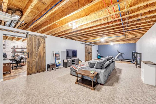 541 PEBBLESTONE CIRCLE, Hobart, WI 54155