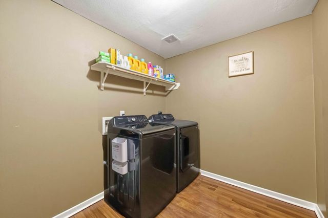 4202 Fielder Green Lane, Richmond, TX 77469