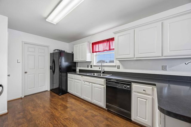 4202 Fielder Green Lane, Richmond, TX 77469