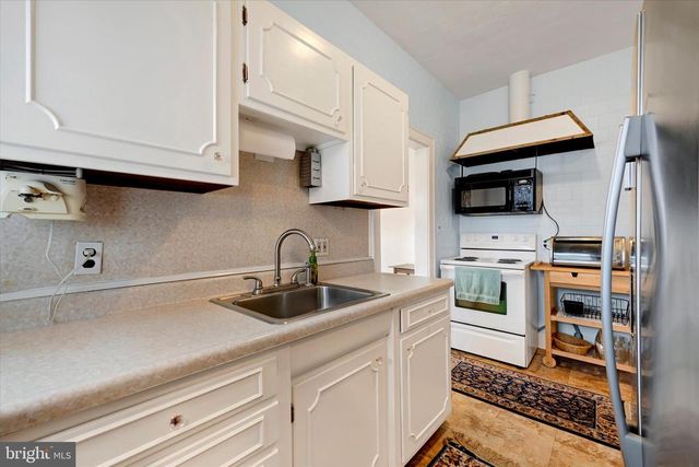 5 LIBERTY PKWY, Baltimore, MD 21222