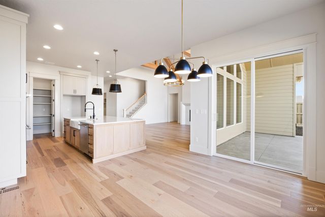 938 E Crescendo St, Meridian, ID 83642