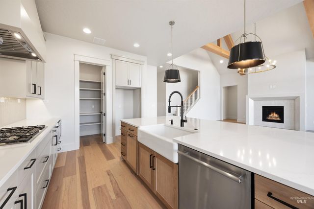 938 E Crescendo St, Meridian, ID 83642