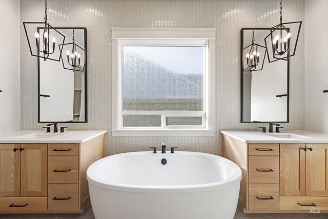 938 E Crescendo St, Meridian, ID 83642