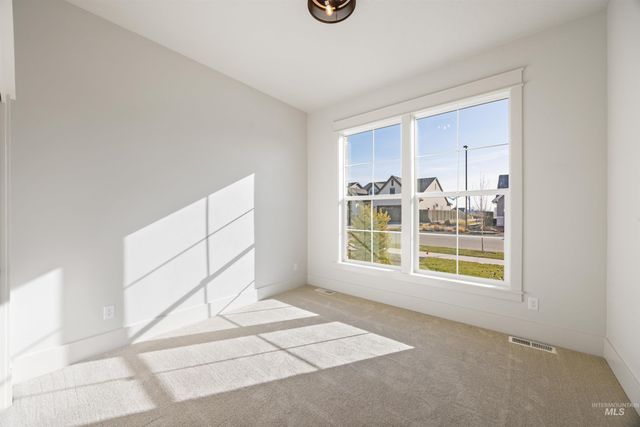 938 E Crescendo St, Meridian, ID 83642