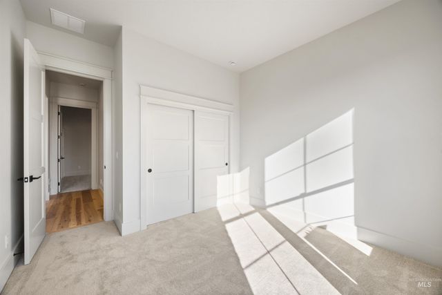 938 E Crescendo St, Meridian, ID 83642