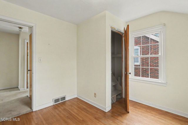 2647 Stamford Drive, Toledo, OH 43614