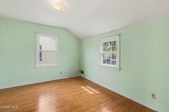 2647 Stamford Drive, Toledo, OH 43614