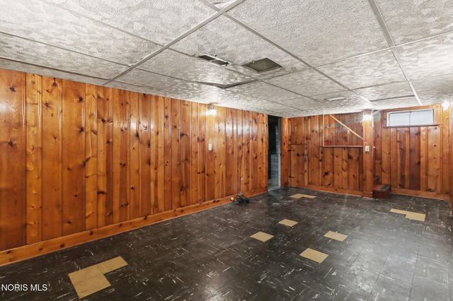 2647 Stamford Drive, Toledo, OH 43614