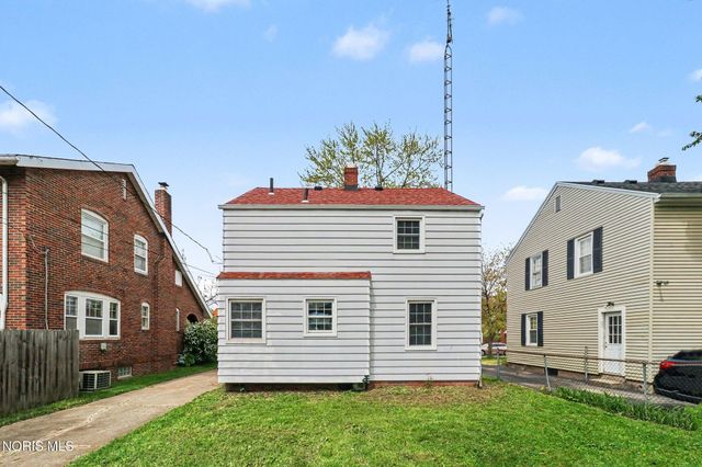 2647 Stamford Drive, Toledo, OH 43614