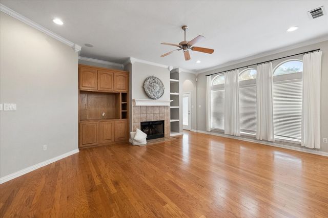 1116 Brook Arbor Drive, Mansfield, TX 76063
