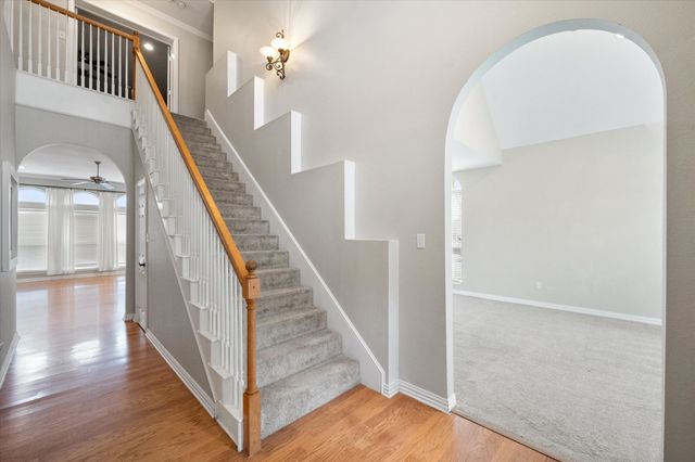 1116 Brook Arbor Drive, Mansfield, TX 76063